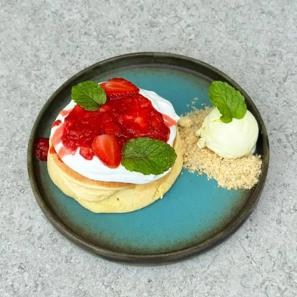 hasari-cafe - STRAWBERRY BLISS FLUFFY