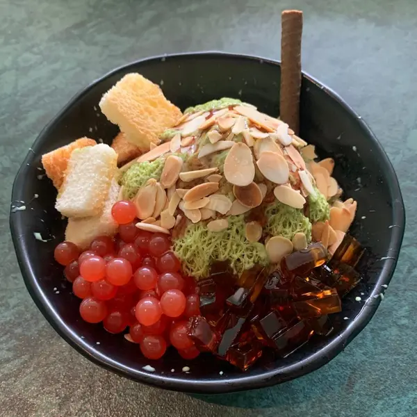 hasari-cafe - ICHIGO MATCHA BINGSOO