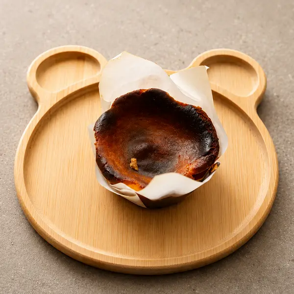 hasari-cafe - BURNT CHEESECAKE ORIGINAL