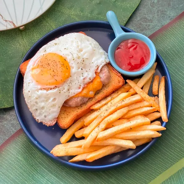 hasari-cafe - SANDWICH CHICKEN PATTY