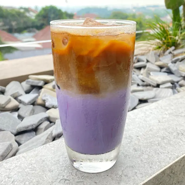hasari-cafe - DIRTY TARO COFFEE