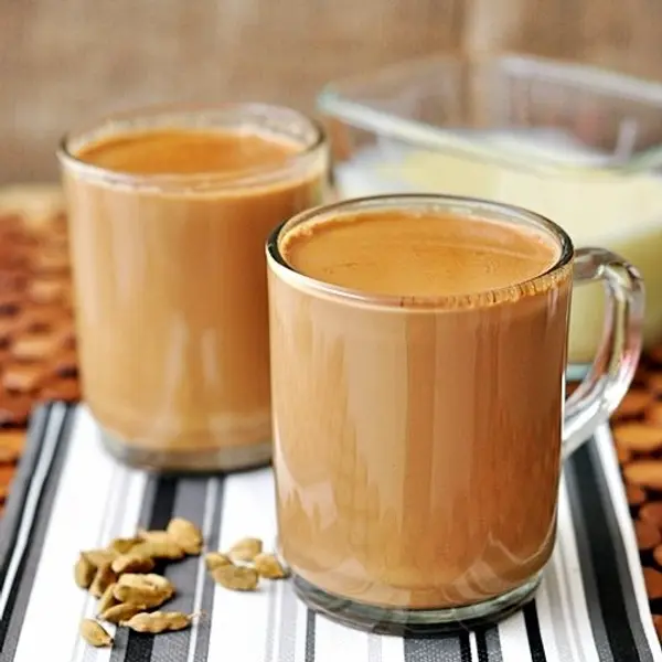 havana-bar - tea with milk