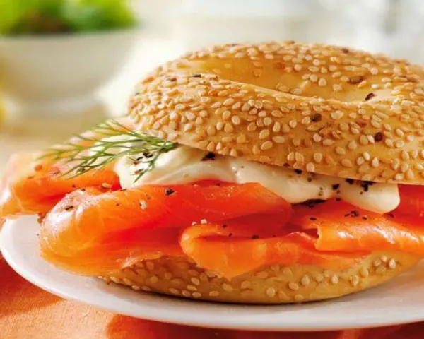 hella-good-sandwiches-salads - Salmon Bagel