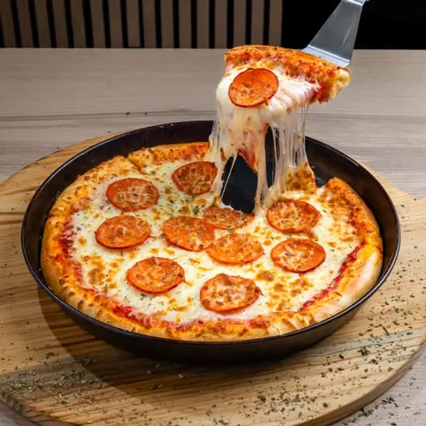 hero-pizza - Pepperoni
