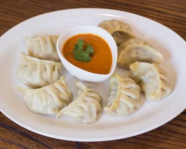 himalayan-pizza-and-momo - Chicken Momo