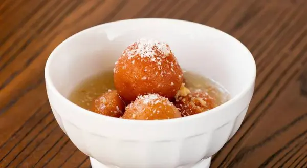 himalayan-pizza-and-momo - Gulab Jamun