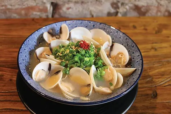 hinodeya-ramen-japantown - Hamaguri Ramen (Littleneck Clams) 🍜