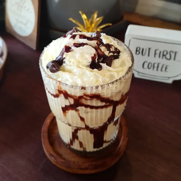 holly-holistic - Fortune Frappe