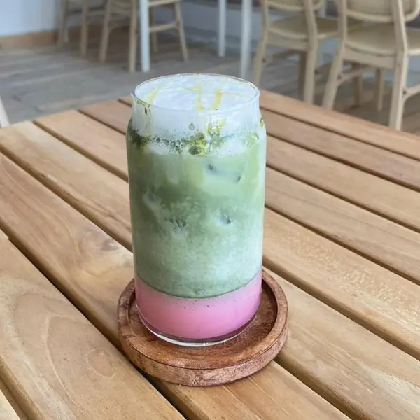 holly-holistic - Pink Zen Matcha