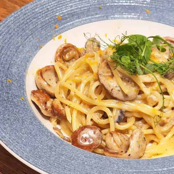 homebrown - 橙香雜菌香腸意粉 Orange Zest Munich Sausage Spaghetti