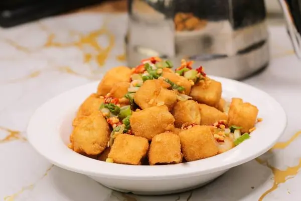 hong-kong-lounge - Salt & Pepper Tofu (vegetarian)