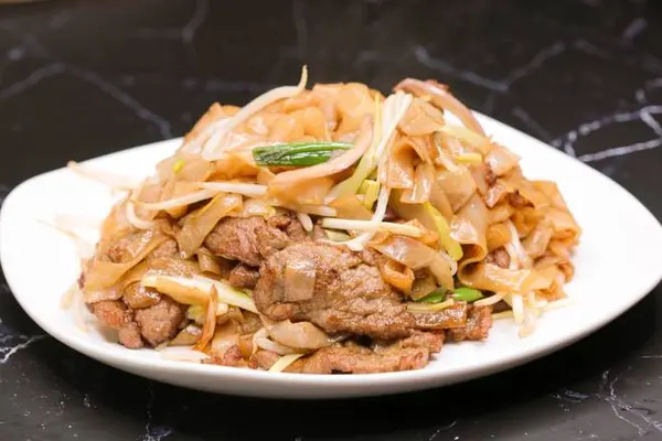 hong-kong-lounge - Beef Chow Fun