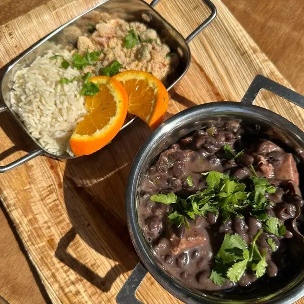 hoppers-cafe-street-food - Feijoada, an iconic dish of Brazil