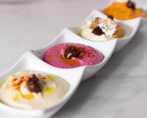 hummus-mediterranean-kitchen - Hummus Flight