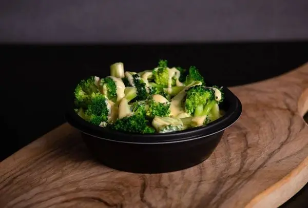 i-heart-mac-and-cheese - Vegan Cheesy Broccoli