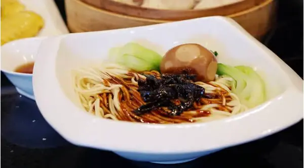 i-shanghai-delight - Noodles Mixed with Scallion Oil & Soy Sauce (葱油拌面)