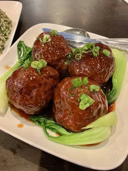 i-shanghai-delight - Braised Meatball with Brown Sauce (红烧狮子头)/4pc