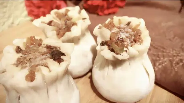 i-shanghai-delight - Steamed Dumplings with Pork and Glutinous Rice (6 pcs) (上海烧卖)