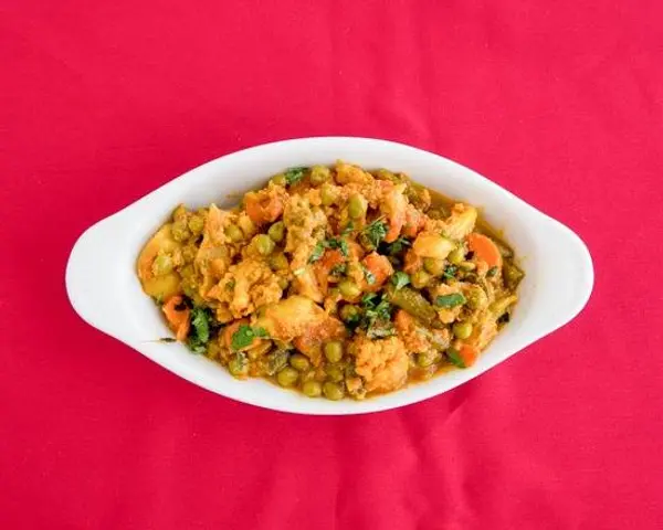 indias-tandoori-hollywood - Mixed Vegetable Curry 