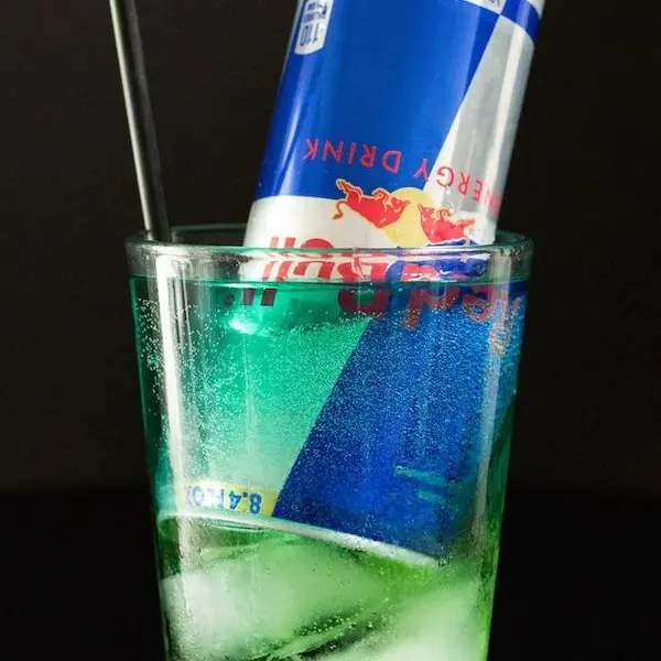 infinity - Cocktail Redbull