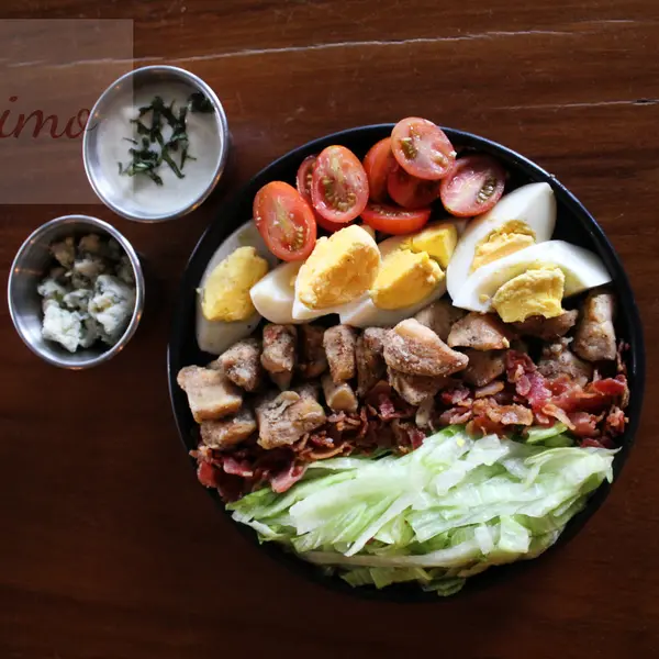 intimo-wine-bar-restaurant - Traditional Cobb Salad