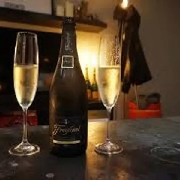 intimo-wine-bar-restaurant - Freixenet Cordon Negro Sparkling Wine