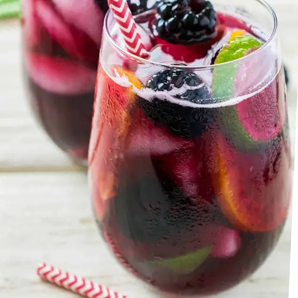 intimo-wine-bar-restaurant - Mixed Berry Sangria Mocktail