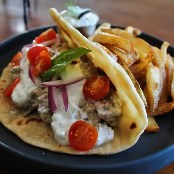 intimo-wine-bar-restaurant - Beef Gyro