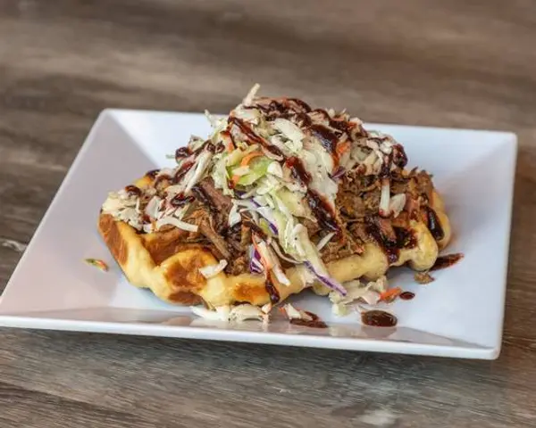 ja-pannenkoeken - Pulled Pork Waffle