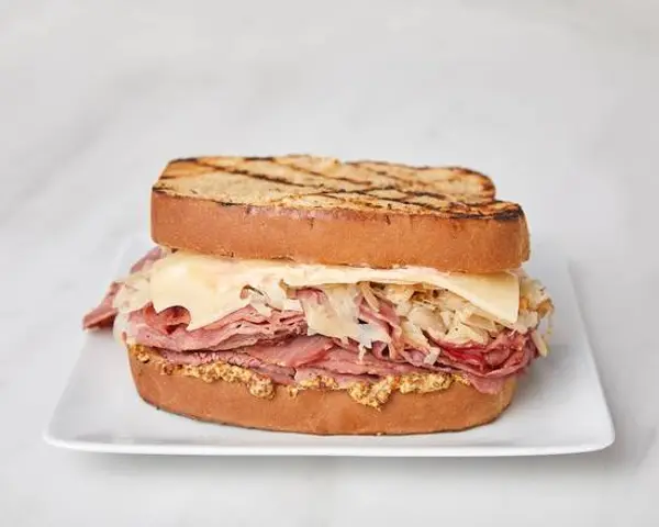 jacks-urban-eats - Reuben NY Style