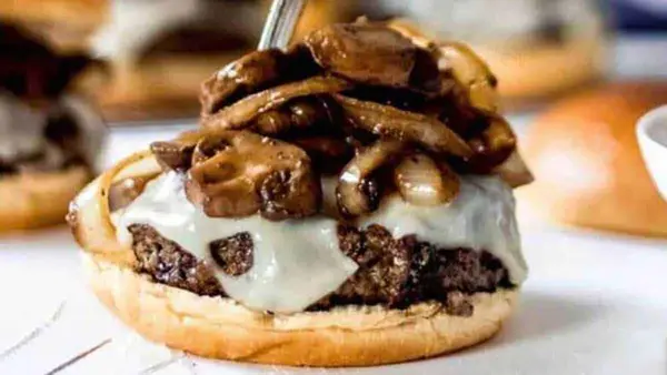 jakes-steaks - Mushroom Burger