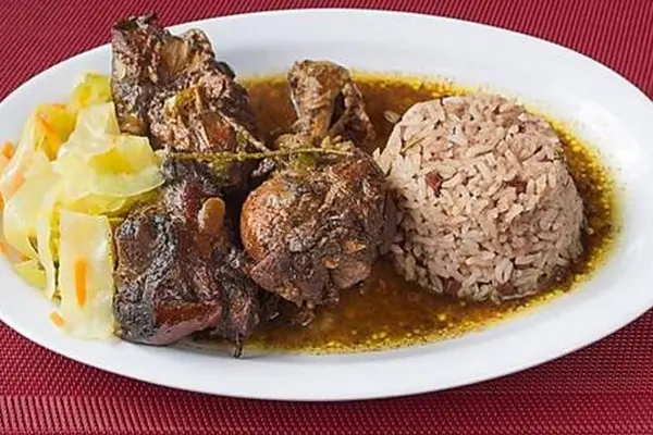 jamaican-homestyle-cuisine - Large Brown Stew Chicken Meal