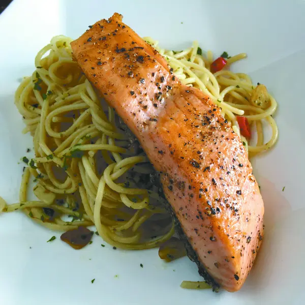 java-flava-cafe - Spaghetti Salmone