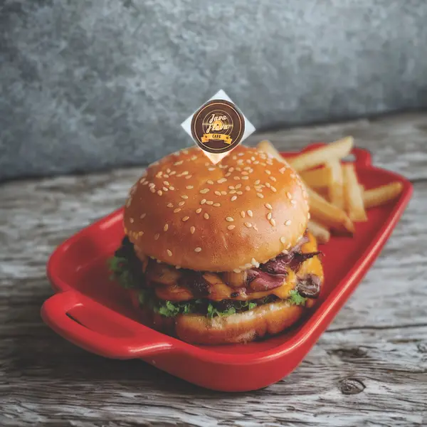 java-flava-cafe - Wagyu Beef Burger
