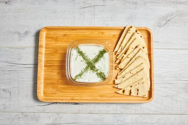 jayna-gyro - Tzatziki