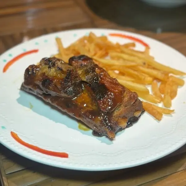 jc-mar-cafe-and-bistro - Costillas BBQ