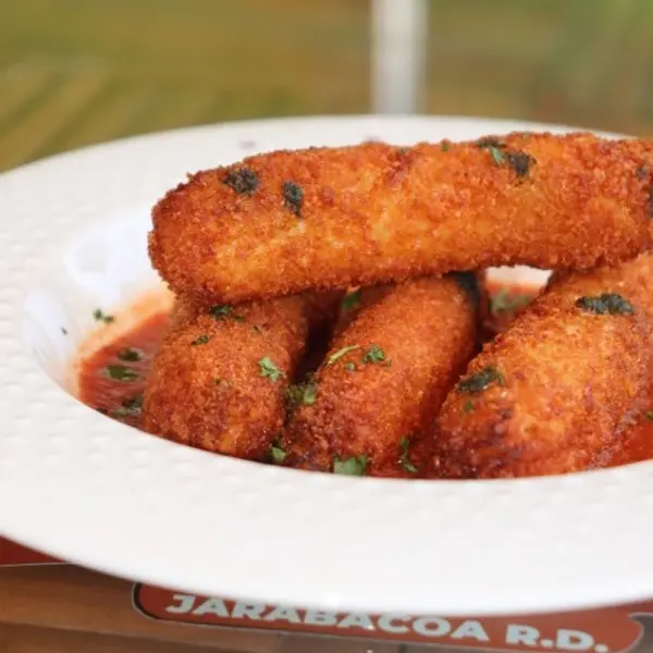 jc-mar-cafe-and-bistro - Mozzarella sticks