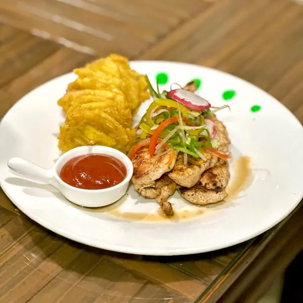 jc-mar-cafe-and-bistro - Pechuga a la plancha