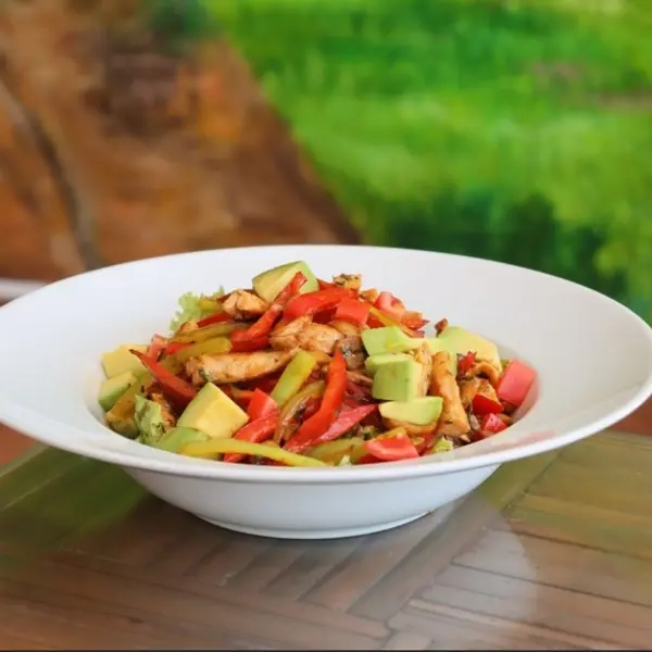 jc-mar-cafe-and-bistro - Ensalada de la casa