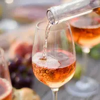 jc-mar-cafe-and-bistro - Vino Rosado