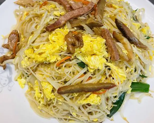 joyful-kitchen - Stir Fried Rice Noodle with Shredded Meat