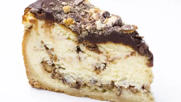 joyride-pizza - Snickers Bar Cheesecake