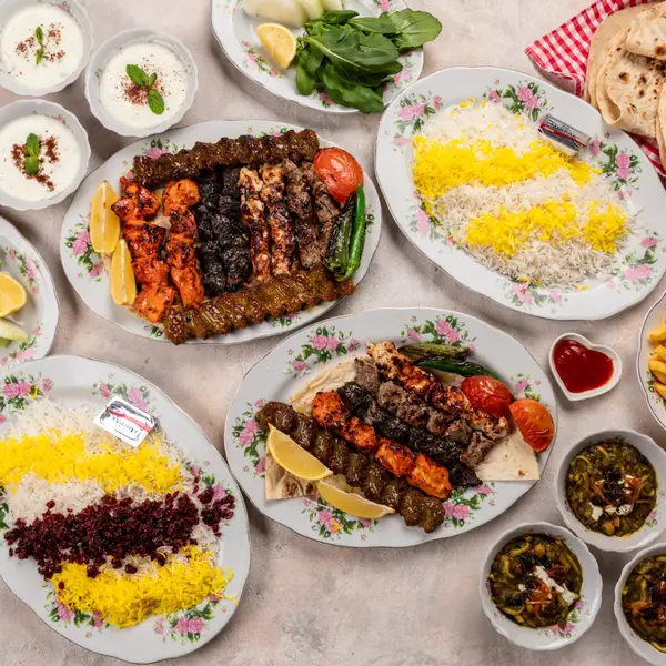 kabab-albastakiah - Family Mix Grill (for three)