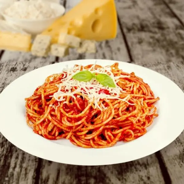 karnak-restaurant-grand-plaza - Neapolitan spaghetti