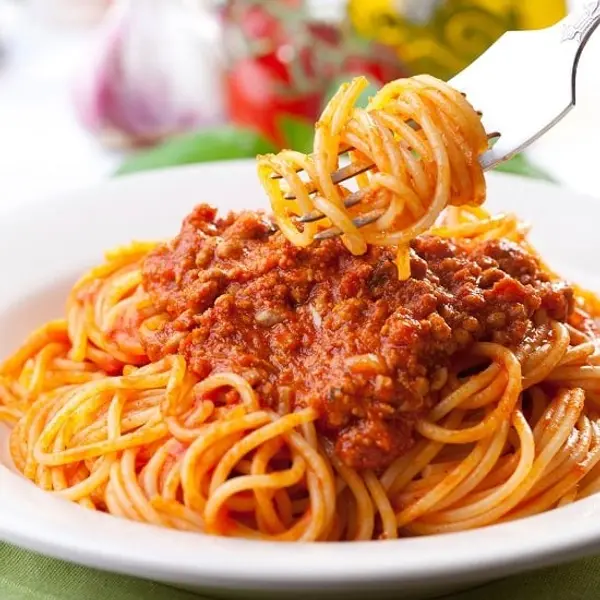 karnak-restaurant-grand-plaza - Spaghetti Bolognese