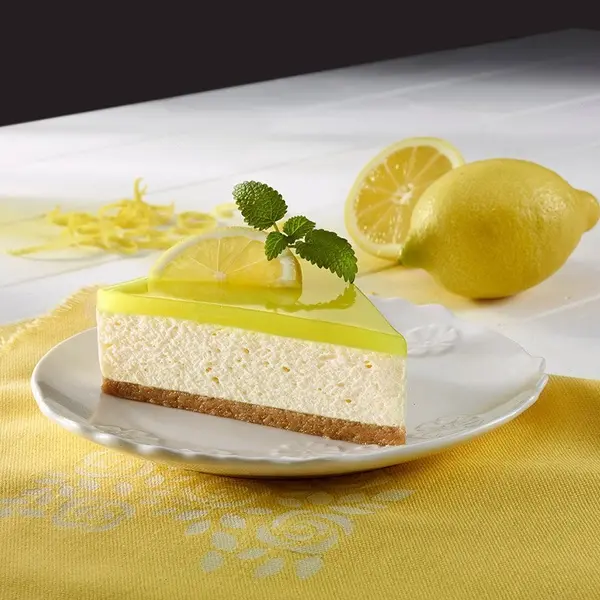 khazri-recreation-and-healthroom-service - Cheesecake New York with lemon sauce