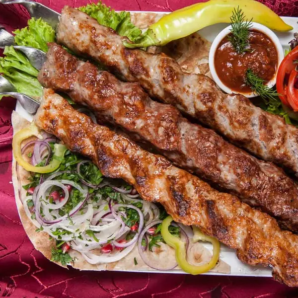 khazri-recreation-and-healthseaside-cafe - Lülə kabab