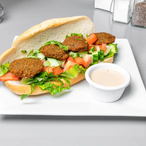 king-of-koshary - Sándwiches de falafel (vegano)