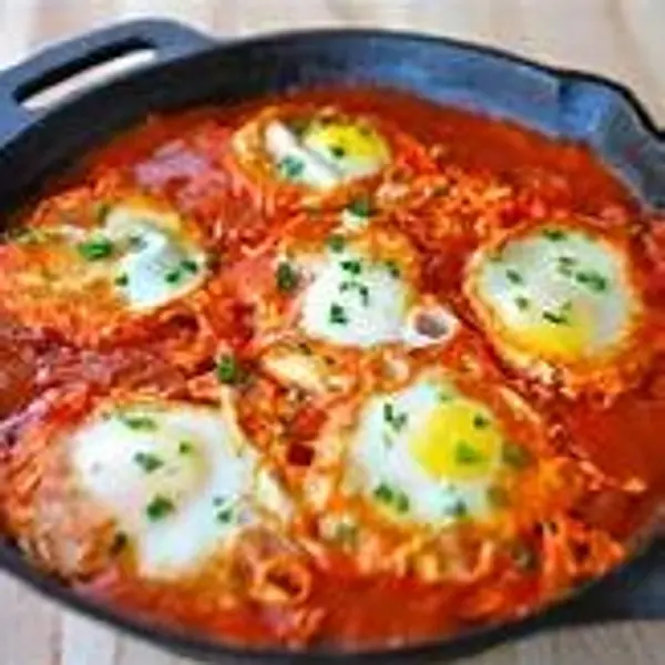 king-of-koshary - shakshuka