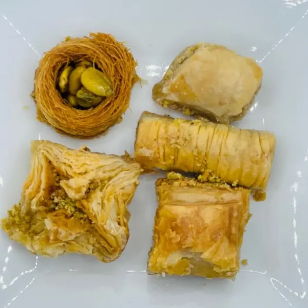 king-of-koshary - Baklawa Surtido